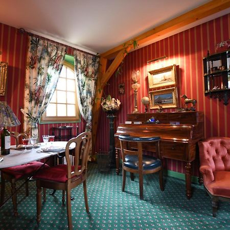 Le Val Clos, Appartement Dans Une Maison De Maitre 19E Tanlay Exterior foto