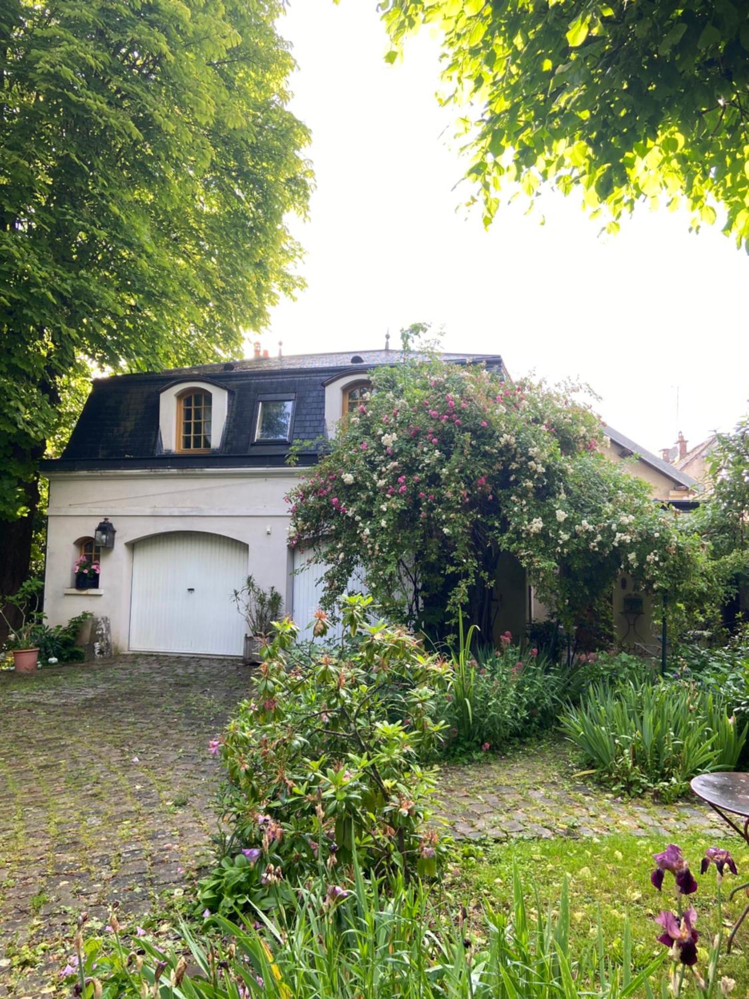 Le Val Clos, Appartement Dans Une Maison De Maitre 19E Tanlay Exterior foto